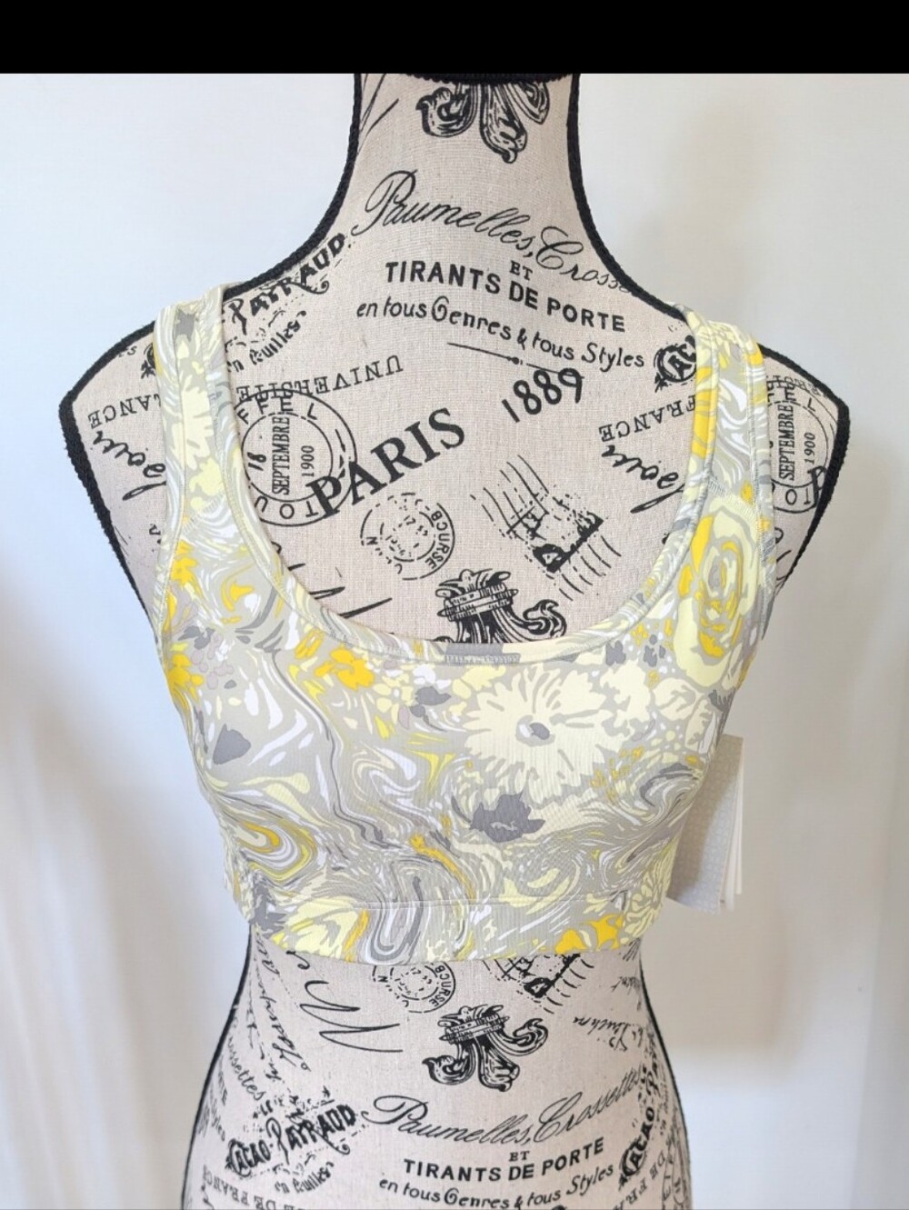 GAP | Women's Yellow/Grey Floral Abstract Scoop Neck Medium Impact Sports Bra